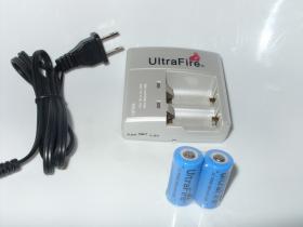 ขาย UltraFire แบตCR123Aพร้อมแท่นชาร์ท