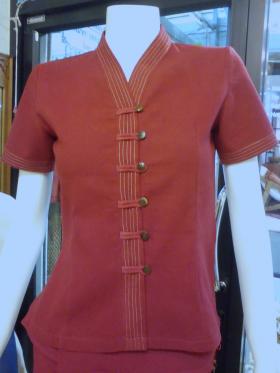 138R Size L ชุดสปาไทย สปายูนิฟอร์ม เสื้อสปา ผ้าไทย ฝ้าย 100% สีแดงเหลือดหมู Spa Uniform 100% cotton