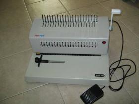 ขายเครื่องเจาะกระดาษไฟฟ้าและเข้าเล่มแบบมือโยก  PROTEX 2088B NEW (ด้ามโยกเป็นเหล็ก)