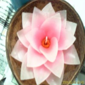 เทียนหอมดอกไม้ ในกะลามะพร้าว