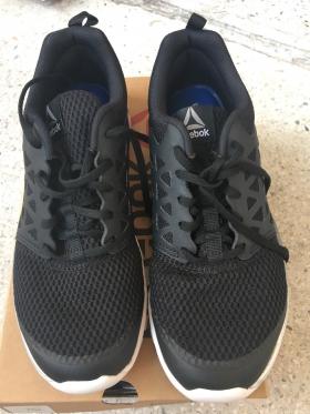 ขาย Reebok รองเท้ากีฬา