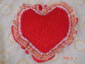 หมอนสม๊อคหัวใจสีแดง