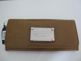 ขาย Marc by Marc Jacobs New Q Solid Long Wallet (SOLD)