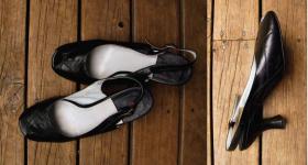ขาย Second Hand Shoes -
