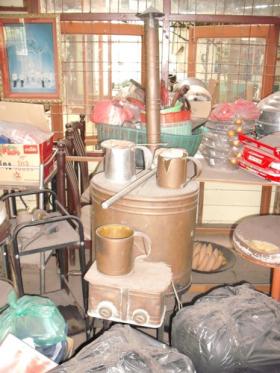 เครื่องชงกาแฟโบราณ อายุร้อยกว่าปีอุปกรณ์พร้อมใช้งาน เคยเช่าถ่ายภาพยนต์เรื่องลอกลายมังกร