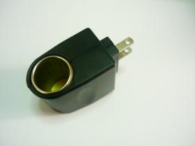 Adaptor แปลงไฟบ้านเป็นไฟรถยนต์