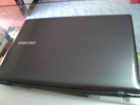 (ขายแล้วครับ)  โน้ตบุ๊ค Core I5 gen3 +การ์ดจอแยกแรงๆ  1GBมีประกันศูนย์/Samsung Np350V4X  Intel Core i5-3210M(2.5 GHz-3.1 GHz)HDD 750GB,Ram 4GB,HDMI+USB3,แบตฯดี,สภาพสวย