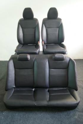 ขาย seat in auto Honda (City 2015 สีดำ/ด้ายแดง)