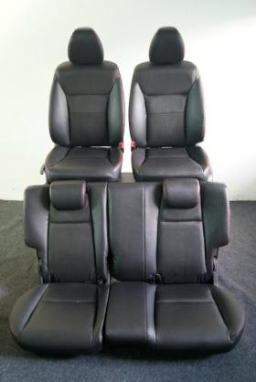 ขาย seat in auto Honda (Jazz 2015 สีดำ/ด้ายแดง)