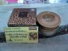 แป้งฝุ่นควบคุมความมัน Leezi ลายเสือ 25 g.