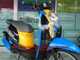 ขาย สกูปีไอ 2011 สีน้ำเงินดำ  มีเล่มพร้อมโอน ขายถูก 28000
