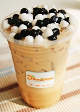 รับออกบู๊ธ จัดซุ้มชานมไข่มุก ชาไต้หวัน ชาผลไม้  จัดพร็อพแบบร้านชานมหน้างาน หลากหลายมากกว่า 10 เมนู