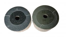 FIBER DISC กลม สีน้ำเงินหลังแข็ง 4" (DIA.100 MM.) ขนาดรูกลาง dia 16 MM. เบอร์ 24