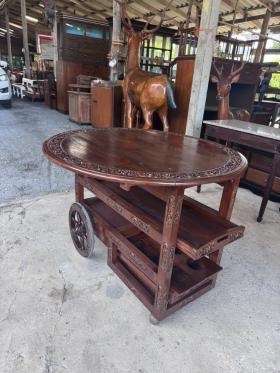 รถเข็นเสิร์ฟไม้สักแกะลายโบราณงานเก่าอายุราว 30-40 ปี