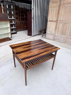 โต๊ะไม้ชิงชันขาเหลางานเก่า