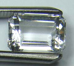 ขาย Sanidine Emeral Facet 3.50 cts 1033