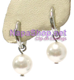 CS-099 ต่างหูหนีบ แบบห่วง มุกแก้วสวาฯ สีขาว