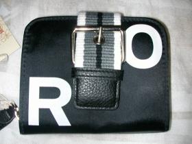 ขาย Roxy Daisy Snappy Wallet blk -