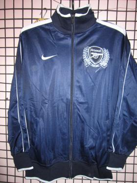 ARSENAL กรมแถบขาว