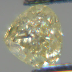 0.29ct NATURAL LIGHT GREEN DIAMOND เพชรสีเขียวอ่อน ธรรมชาติ อัญมณีประจำเดือนเกิดเมษายน