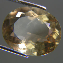 8.08ct NATURAL ANDESINE แอนดีซีน ธรรมชาติ สีเหลืองสวยๆ  จากคองโก ไซส์ใหญ่ขายไม่แพง