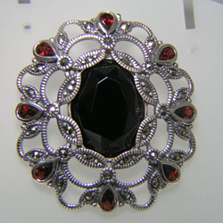 จี้นิลและโกเมนแท้ ตัวเรือนเงินแท้ 925 STERLING SILVER PENDENT WITH NATURAL ONYX