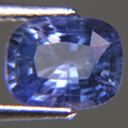 1.92ct NATURAL UNHEATED BLUE SAPPHIRE ไพลินสด ธรรมชาติ ไม่ผ่านการเผา ไฟดีสะอาดจากศรีลังกา