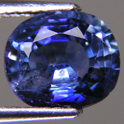 2.33ct NATURAL UNHEATED BLUE SAPPHIRE ไพลินสด ธรรมชาติ สีน้ำเงินเข้มสวย พลอยเดือนกันยายน
