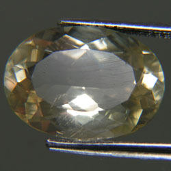 4.84ct NATURAL YELLOW ANDESINE แอนดีซีน ธรรมชาติ พลอยตระกูลลาบราโดไรท์ สีเหลืองจากคองโก
