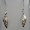 ต่างหูเงินแท้ รูปตะกร้อข้าวหลามตัด ลายฉลุ 925 STERLING SILVER EARRINGS