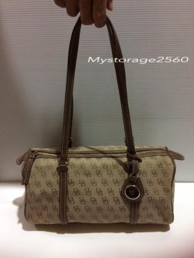 ขาย Dooney&Bourke  Vintage Brown Signature Shoulder Bag