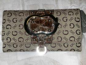 ขาย GUESS Corinne SLG Wallet - mocha, red  -