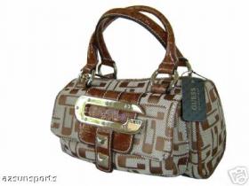 ขาย  GUESS BOND ST MINI -CAMEL  -
