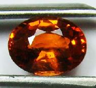 พลอยสเปคซาไทต์ (Spessartite Garnet) 1.80 กะรัตสีส้มมาแรง