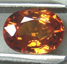 พลอยแท้ Travorite (Garnet) 1.80 กะรัตจากจันทบุรี