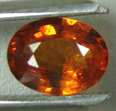 สเปคซาไทต์สีส้ม(Spessartite Garnet) 1.40 กะรัตจากจันทบุรี