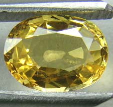 บุษราคัมบางกะจะแท้ (Yellow Sapphire) 1.70 กะรัตสีแม่โขงของจันทบุรี