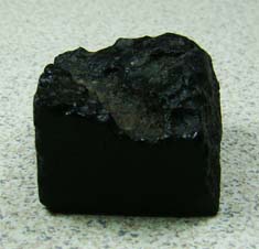 สะเก็ดดาวหรืออุกกาบาต(Tektites) 84 กะรัตสำหรับทำเป็นเครื่องลางหรือสะสม