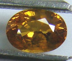 บุษราคัมบางกะจะแท้ (Yellow Sapphire) 1.20 กะรัตสีแม่โขงของจันทบุรี