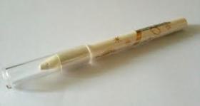 ดินสอเขียนขอบตา มาจอลิก้า สีขาวมุก Majorca Majorca Jeweling Pencil