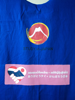 รับผลิตเสื้อยืดผ้าคอตต้อนเนื้อดี ผ้าสีพื้น รับสกรีนงานทั่วไป ไม่จำกัดขั้นต่ำ
