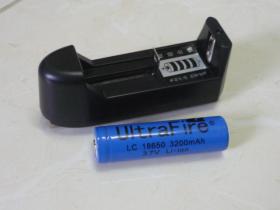 ขายแท่นชาจถ่านUltra fire ขายแบตเตอรี่Ultra fire ไฟฉายติดปืน ไฟฉายติดปืนยาว