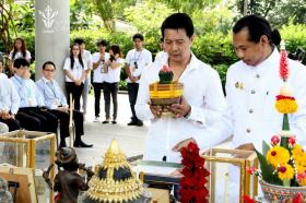 พิธีบวงสรวงเปิดกล้องละคร ภาพยนตร์, รับตั้งศาล ถอนย้ายศาลทุกชนิดและรับบวงสรวงสิ่งศักดิ์สิทธิ์