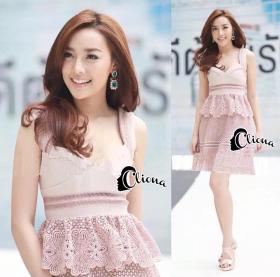 *สินค้าพร้อมส่ง*Cliona made'S mini dress แขนกุดสีชมพูครีม ช่วงบนเป็นสีครีม  ช่วงกระโปรงเป็นลูกไม้สีชมพูอ่อน ด้านในมีซับในสีชมพู