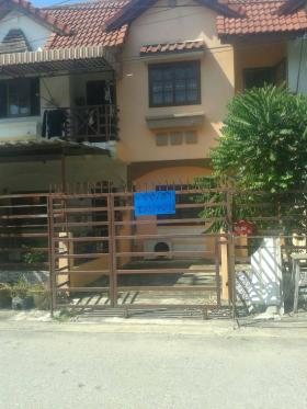 ขายทาวน์เฮาส์ หมู่บ้าน นครทองปาร์ควิลล์ 2 ถนนบางกรวย - ไทรน้อย นนทบุรี