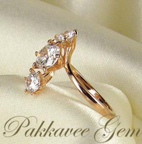 แหวนเพชรรัสเซียชุบนาค 22k gp size 55.5