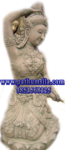 พระแม่ธรณีบีบมวยผม 40*90 cm  Thokkathan Mother Earth Squeezing Her Hair Sandstone Sculpture