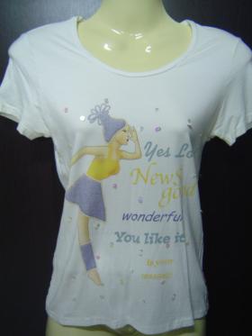 เสื้อยืดขาว เข้ารูป มือ 2 สภาพดี น่ารักมาก