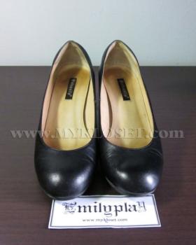 ขายรองเท้ารับปริญญา Patnasilp Shops -