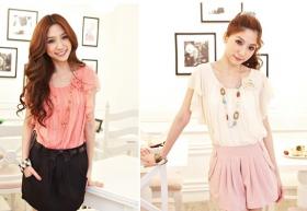 เสื้อแฟชั่น Tokyo Fashion - เสื้อแฟชั่นผ้าชีฟอง แขนกุด แต่งด้วยผ้าพริ้วๆ  จับจีบด้านหน้า  แต่งดอกไม้แย็บติด เอวจั๊ม ซับในทั้งตัวค่ะ